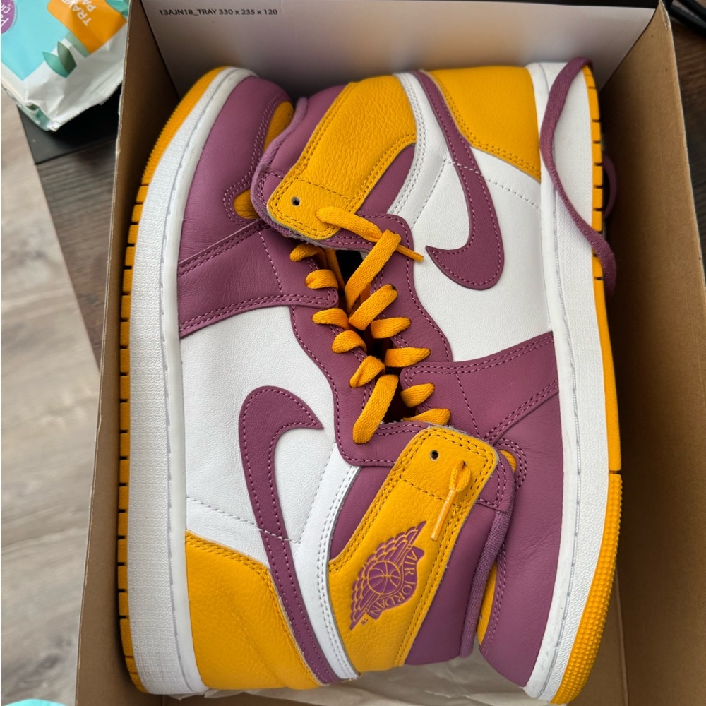 Nike Jordan 1 sz 10.5